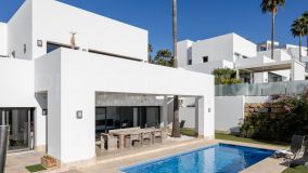 5 bedrooms villa for sale in Atalaya Fairways