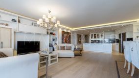 Lägenhet for sale in Playas del Duque, Marbella - Puerto Banus