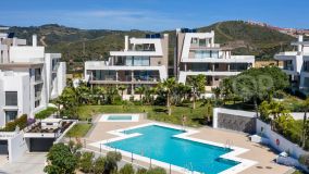 Apartamento planta baja a la venta de 2 dormitorios en La Montesa de Marbella