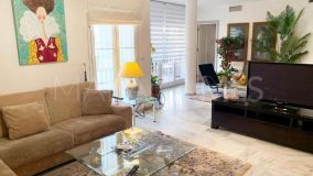 Apartamento en venta en Rocamar, Marbella Golden Mile