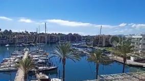 Apartment for sale in Marina de Sotogrande with 2 bedrooms
