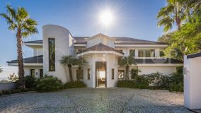 Villa for sale in La Zagaleta with 5 bedrooms