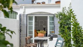 4 bedrooms town house for sale in Beach Side New Golden Mile