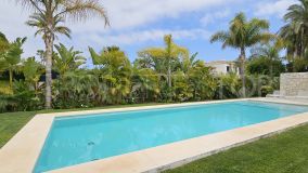 For sale villa in Casasola with 4 bedrooms