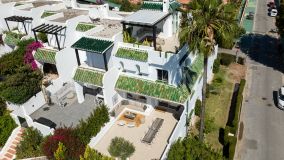 Town House for sale in La Colina, Nueva Andalucia