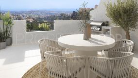For sale penthouse with 3 bedrooms in Las Colinas de Marbella