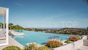 Luxurious villa in Benahavis with breathtaking views