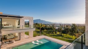 Villa for sale in Atalaya Hills, Benahavis