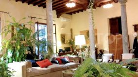Comprar villa en Granada con 8 dormitorios