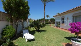 For sale villa in Elviria Playa with 4 bedrooms