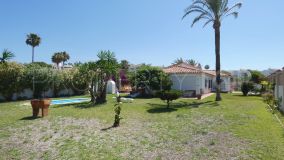 Elviria Playa 4 bedrooms villa for sale