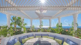 House for sale in Jardines Colgantes, Marbella Golden Mile