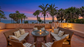 Villa en venta en Estepona Este