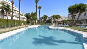 Apartamento en venta en Nueva Andalucia, Marbella