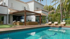 Villa for sale in Marbella - Puerto Banus