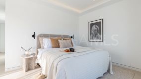 Villa en venta en El Paraiso, Estepona Este
