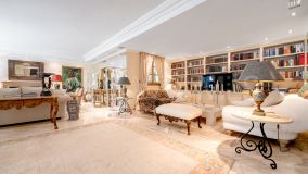 Villa en venta en Las Brisas, Nueva Andalucia