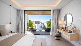 Villa for sale in Marbella Golden Mile