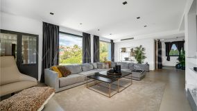 Villa en venta en Nueva Andalucia, Marbella
