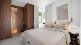 Apartment for sale in Los Arcos (La Quinta), Benahavis