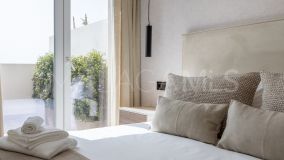 Lägenhet for sale in Nueva Andalucia, Marbella