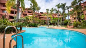 Apartamento Planta Baja en venta en El Rosario, Marbella Este