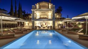 Villa for sale in Nueva Andalucia, Marbella