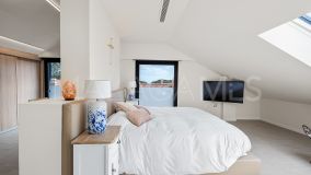 Duplex Penthouse for sale in Dunes Beach, Marbella Est