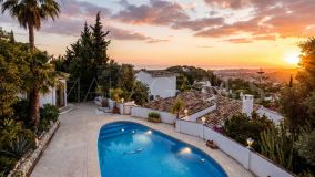 Villa for sale in Mijas