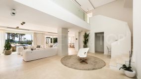 Villa a la venta de 6 dormitorios en Marbella - Puerto Banus