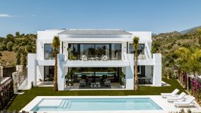 Villa zu verkaufen in Lomas del Virrey, Marbella Goldene Meile