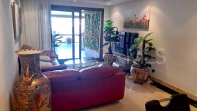Apartamento en venta en Bahia de la Plata, Estepona