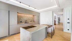 Casa en venta en Las Lomas de Marbella, Marbella Golden Mile