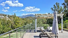 Villa en venta en Aloha, Nueva Andalucia
