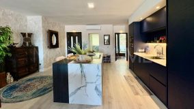 Apartamento en venta en La Quinta Golf, Benahavis