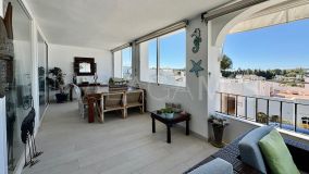 Apartamento en venta en La Quinta Golf, Benahavis