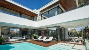 Villa for sale in Cortijo Blanco, San Pedro de Alcantara