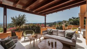Duplex for sale in Les Belvederes, Nueva Andalucia