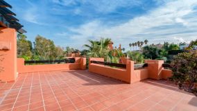 Penthouse for sale in Alminar de Marbella, Nueva Andalucia
