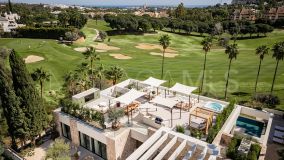 Villa for sale in Haza del Conde, Nueva Andalucia
