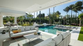 Villa for sale in Rio Verde, Marbella Golden Mile