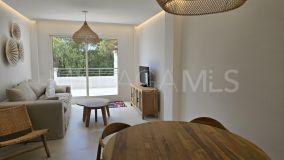 Apartment for sale in Benahavis