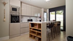 Apartment for sale in Estepona