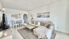 Apartamento en venta en Benahavis