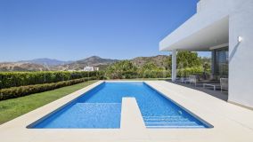 Villa for sale in Benahavis