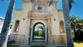 Villa en venta en Los Monteros, Marbella Este