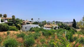 Residential Plot for sale in El Paraiso, 1,750,000 €