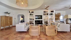 Villa en venta de 4 dormitorios en Guadalmina Alta