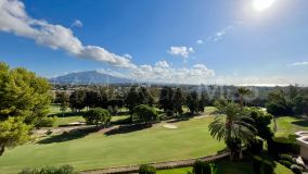 Lägenhet till salu på Atalaya Golf, Estepona
