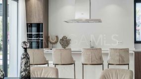 Villa for sale in El Campanario, Estepona Öst